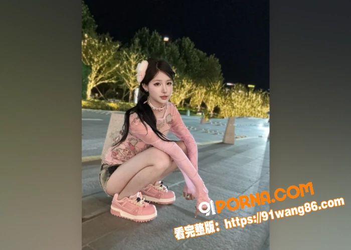 屁小六 粉嫩到爆的小母狗...（3）