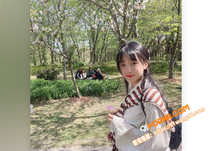 高颜值女大学生 初次下海...（5）